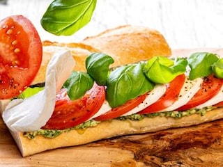 Italská BAGETA CAPRESE