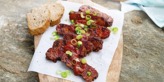 Grilovaný tempeh à la žebírka