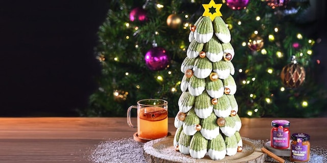 Vánoční stromeček z pistáciových madlenek