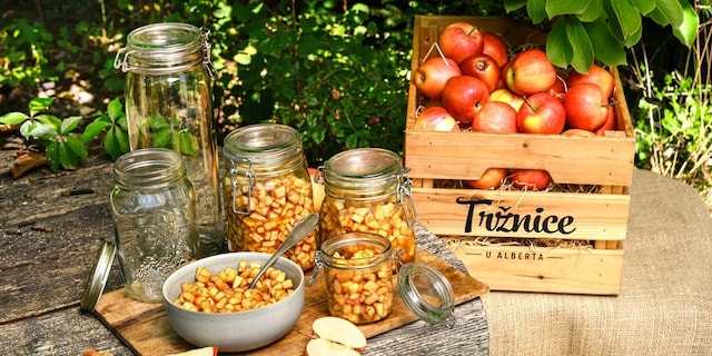 Jablečný kompot do koláčů a štrúdlů