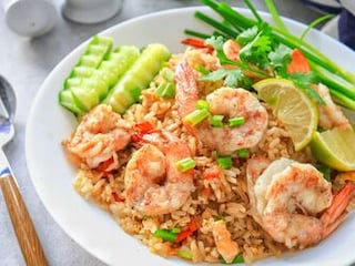 Nasi goreng s krevetami