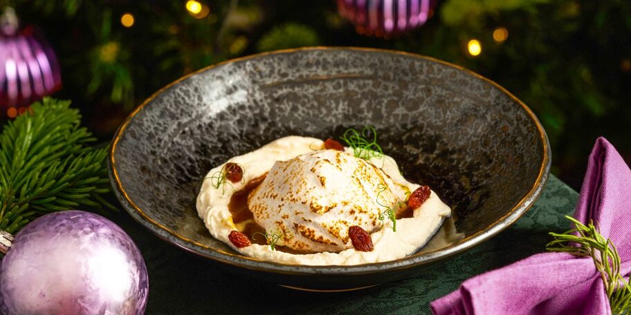 Vánoční jablečná žemlovka