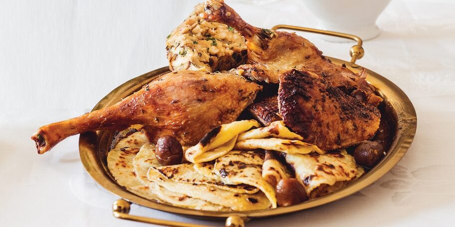 Husa s kaštanovou nádivkou