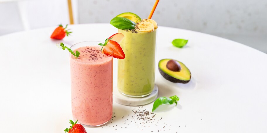 Smoothie banán avokádo