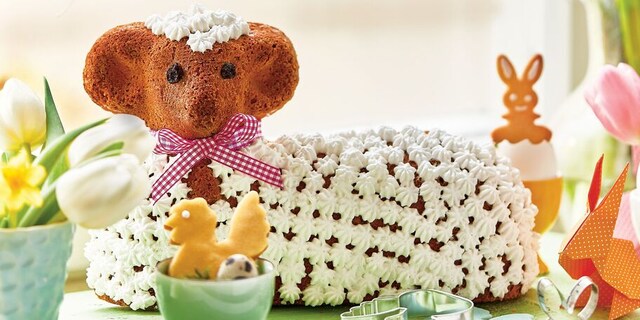 Hravý velikonoční beránek a zajíček