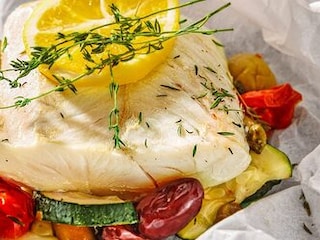 Okouník mořský pečený v papilotě 