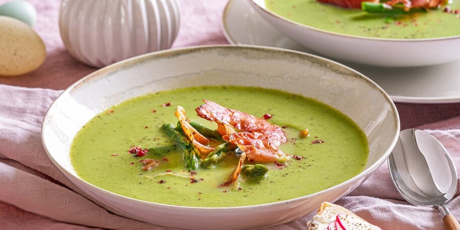 Chřestová polévka se sušenou šunkou