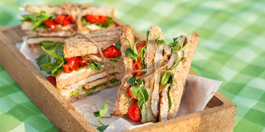 CLUB SANDWICH s krůtím masem