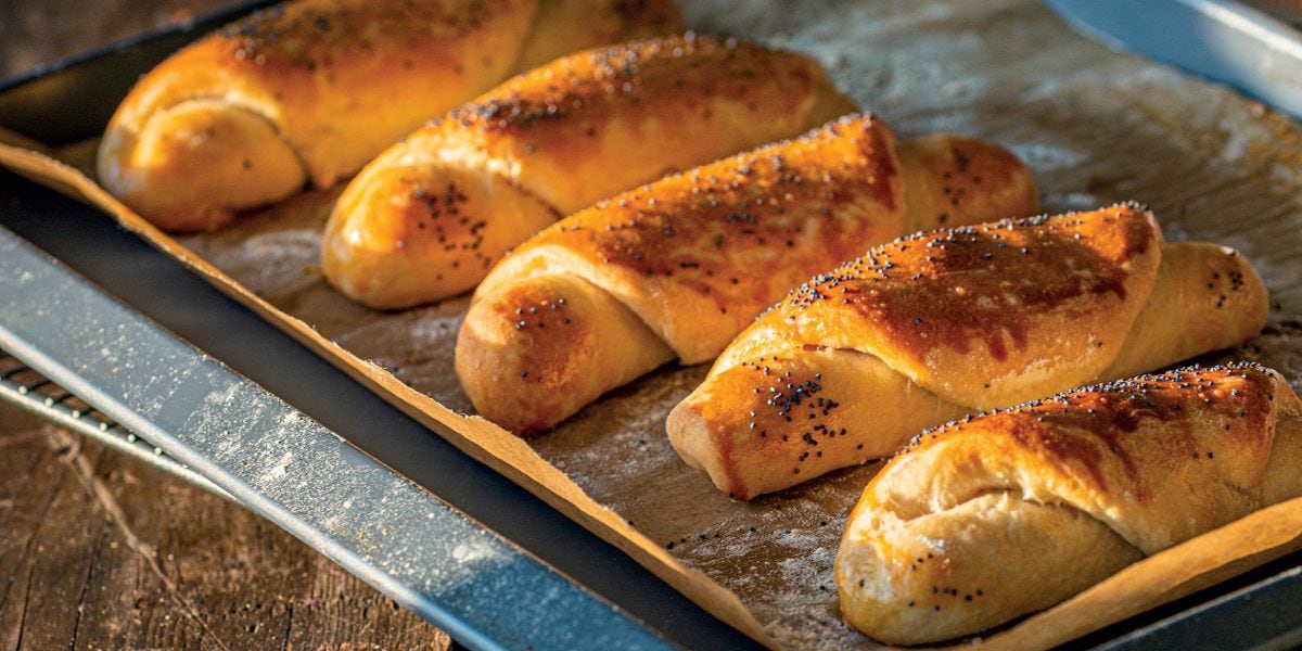 Domácí rohlíky na plechu