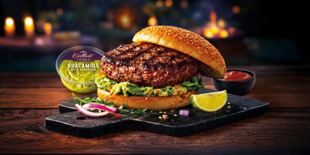 Šťavnatý burger s guacamole