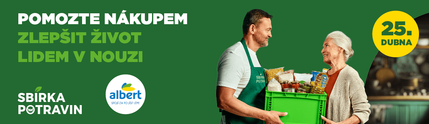 Pán předává paní krabici s jídlem